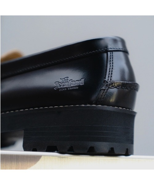 The Kenford Fineshoes ローファー TANK SOLE LOAFERS BLACK QUILT