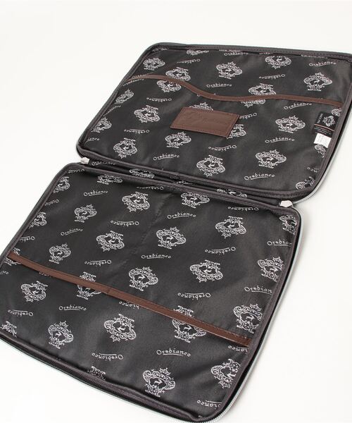 新品　Orobianco オロビアンコ　13インチ対応　パソコンケース Orobianco（オロビアンコ） クラッチバッグ BASIC 13インチPC