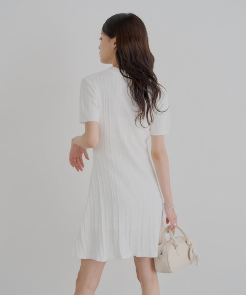 【新品未使用】Maison Celon ホワイトノースリーブミニワンピース 新品未使用】Maison Celon ホワイトノースリーブミニワンピース