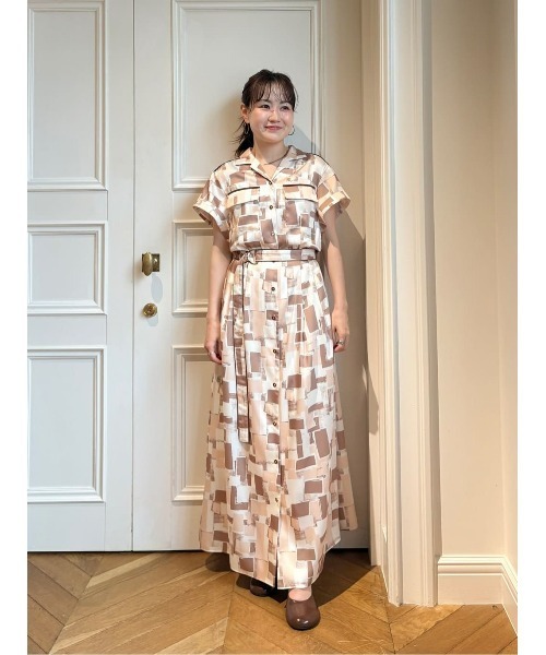 【美品】アルアバイル-allureville-ジオメトリックプリントワンピース モダンジオメトリックプリントワンピース|allureville OFFICIAL