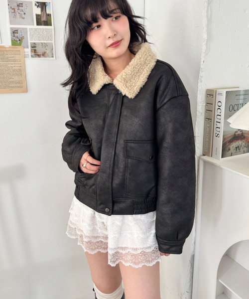 美品 ヴィンテージ　レザー ジャケット レディース 黒 イタリア レザージャケット ライダース ヴィンテージライク ビッグ シルエット