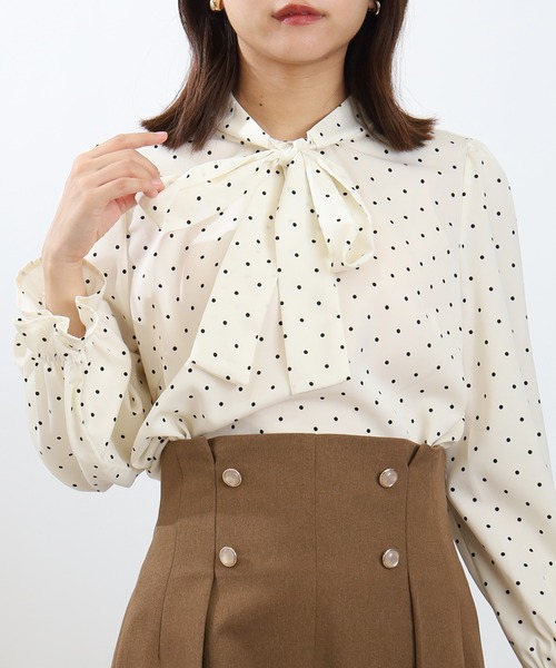 MaxMara アイボリー ドット柄 ボウタイ　ブラウス TIME SALE】2way ドット柄ボウタイブラウス(UVカット)