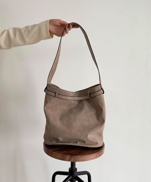 fredyemue☆web限定スエードバッグ美品 fredy emue（フレディエミュ） ショルダーバッグ バッグ 「WEB限定