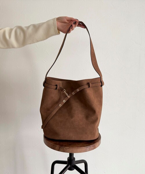 fredyemue☆web限定スエードバッグ美品 fredy emue（フレディエミュ） ショルダーバッグ バッグ 「WEB限定