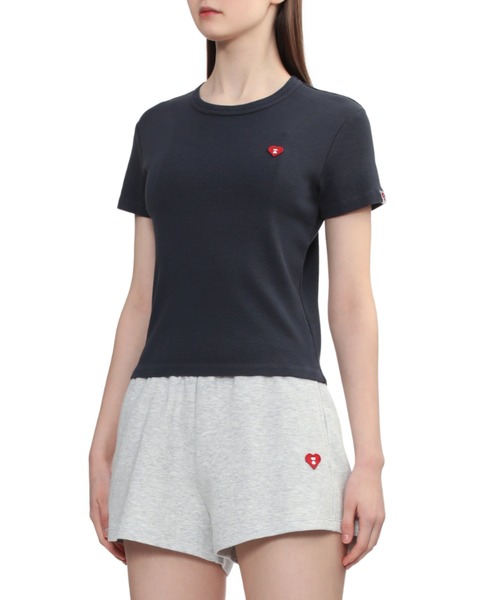 A BATHING APE（アベイシングエイプ） tシャツ HEART BADGE PIGMENT