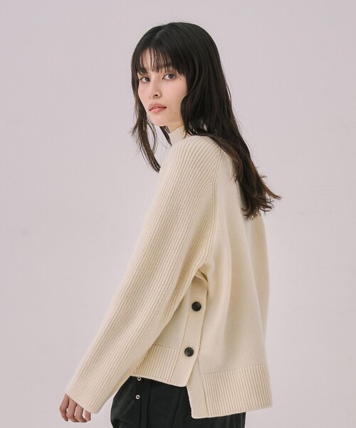 UNITED TOKYO（ユナイテッドトウキョウ） ニット セーター 「残り