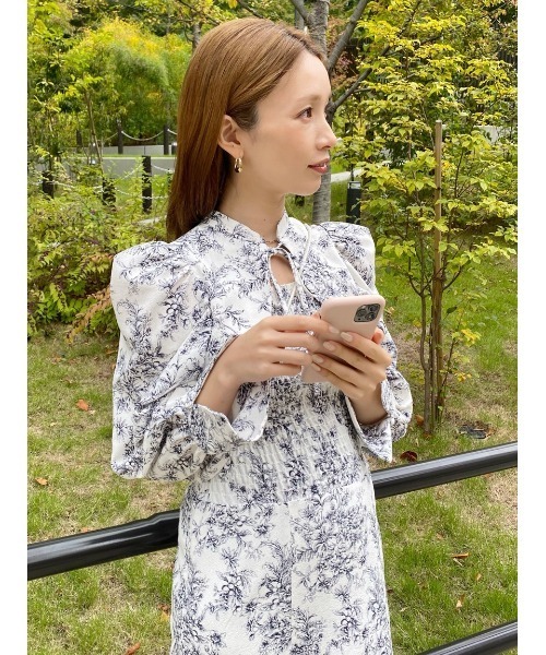 「SNIDEL」 長袖ワンピース 1 ホワイト レディースの画像