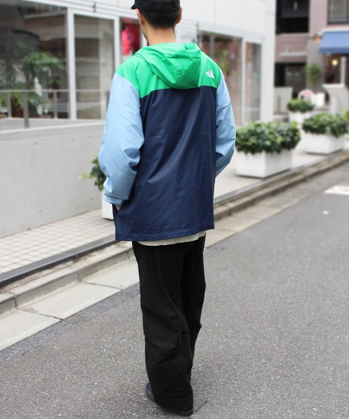 The North Face ウインドブレーカー 紺xオレンジ130 The North Face ウインドブレーカー 紺xオレンジ130