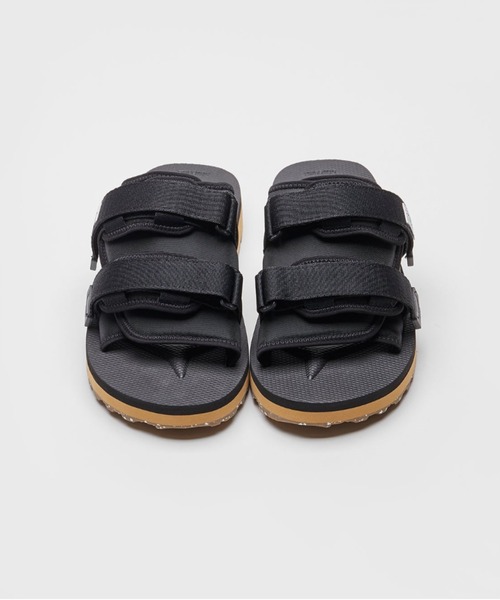 【関税込み】Suicoke ブラック＆イエロー MOTO-JC01 サンダル Suicokeのブラック＆イエロー MOTO-JC01 サンダルがセール中