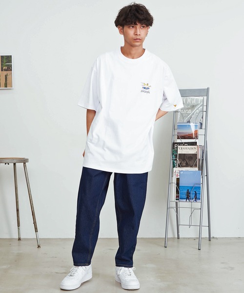 「（What it isNt）ART BY MARKGONZALES」 半袖Tシャツ L ホワイト メンズ_画像3