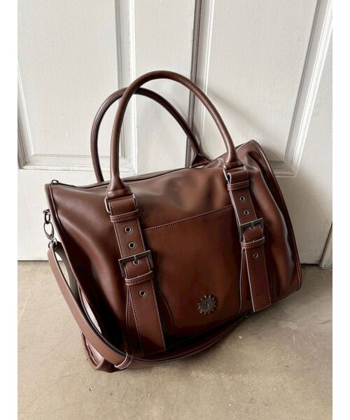 ショルダーバッグ バッグ 「A4・PC収納可能」ベルトデザインBIG ショルダーBAG レディースの画像