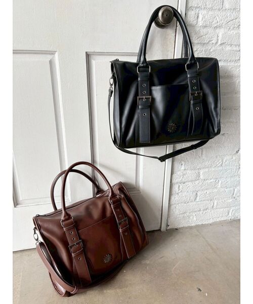 ショルダーバッグ バッグ 「A4・PC収納可能」ベルトデザインBIG ショルダーBAG レディースの画像