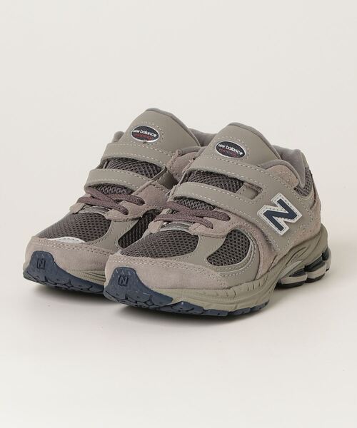 atat　美品　ニューバランス スニーカー PV2002PK　紫　18.5 New Balance ニューバランス キッズ スニーカー NewBalance 2002