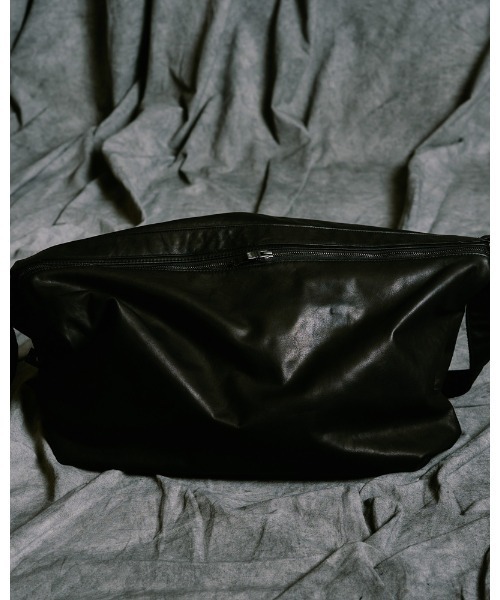 ショルダーバッグ leather shoulder bag メンズの画像