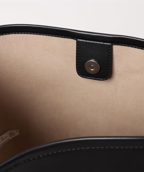 「CHARLES & KEITH」 ショルダーバッグ L スミクロ レディース_画像3
