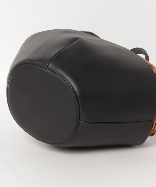 The Bagmati ショルダーバッグ バッグ BAGMATI LEATHER
