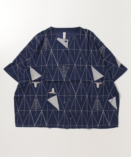 ブラウス シャツ EMAGO 木の総柄刺繍ドルマン半袖シャツ レディース Emago ブラウス シャツ EMAGO 木の総柄刺繍ドルマン半袖シャツ