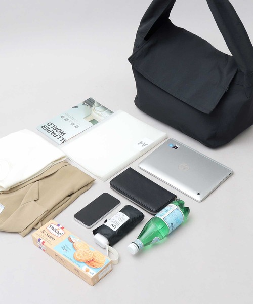 ナイロンニュースペーパーショルダーバッグ（撥水加工） Nylon news paper shoulder bag（Water-repellent）/ナイロン