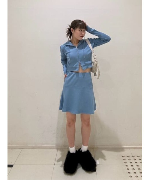 SLY（スライ） ワンピース CROPPED HOODIE FLARE SK 2P クロップド