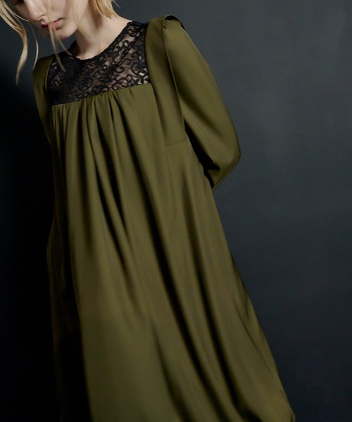 et.UNiVER ドレス Reversible Balloon Silhouette Knee-Length Dress
