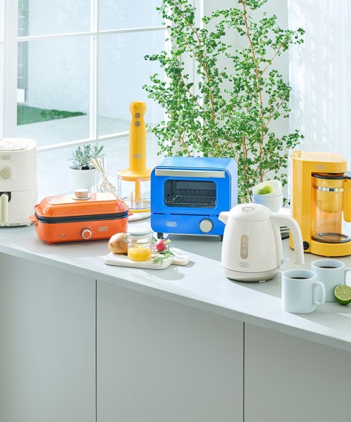 フレンチブルー toffy ケトル トフィー 給湯ロック付き電気ケトル K-HKT1 湯沸かし器 おしゃれ 0 8l 900W コンパクト かわいい 空焚き防止 一人暮らし 北欧 湯漏れ防止 2人暮らし 安全 倒れてもこぼれない 使いやすい 目盛り ロック付き ワンタッチオープン 自動電源オフ Toffy パンナホワイト