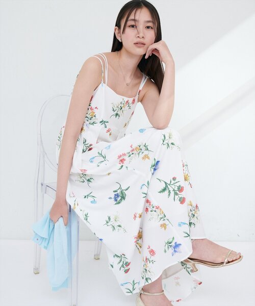 エレガントフラワーキャミワンピース夏用 natural couture ワンピース ガーデンフラワー柄フレアキャミ