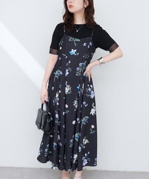 natural couture ワンピース ガーデンフラワー柄フレアキャミ
