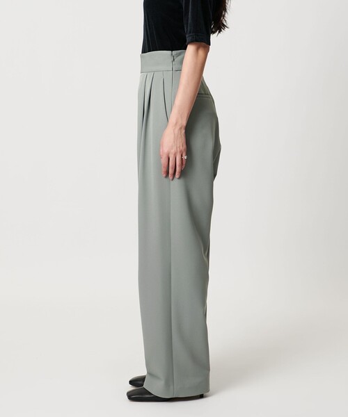 MARW UNITED ARROWS（マルゥ ユナイテッドアローズ） スラックス