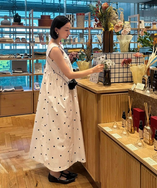 「ELFRANK」 ノースリーブワンピース FREE オフホワイト レディース_画像3