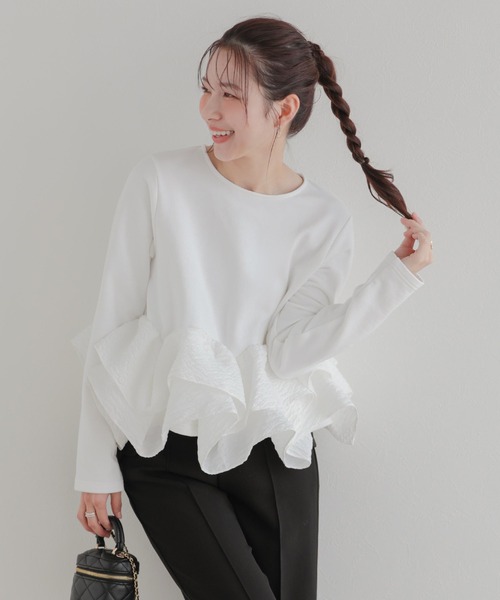 Fit more（フィットモア） カーブフリルジャガードスウェットトップス