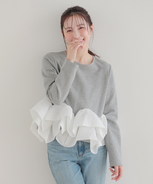 Fit more（フィットモア） カーブフリルジャガードスウェットトップス