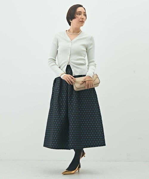 「NOLLEY'S」 ニットカーディガン 38 シルバー レディースの画像