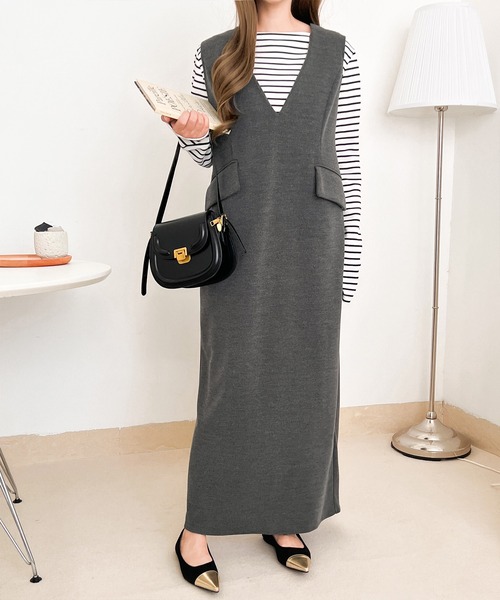 ジャンパースカート 上品さがポイント フラップ付き深Vネック