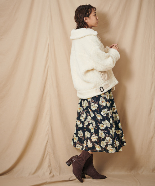 「SUPREME.LA.LA.」 ブルゾン MEDIUM ベージュ レディース_画像6