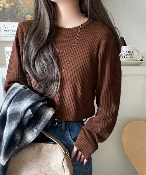 classicalelf（クラシカルエルフ） tシャツ 着映えトップス。シンプル