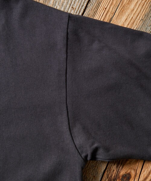 「Jonas Claesson」 半袖Tシャツ MEDIUM イエロー メンズ
