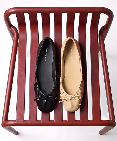 CHARLES ＆ KEITH（チャールズ&キース） バレエシューズ パンプス 