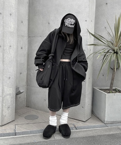 美　ロカウェア　希少　スウェット　ワッペン　ハーフパンツ　ブラック　XL　カジュ YACA（ヤーカ） ワイドパンツ スウェットパンツ ジャージ Out Stitch