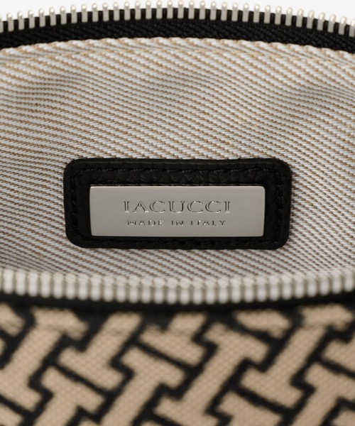 IACUCCI（イアクッチ） ショルダーバッグ バッグ モノグランマ ポーチ