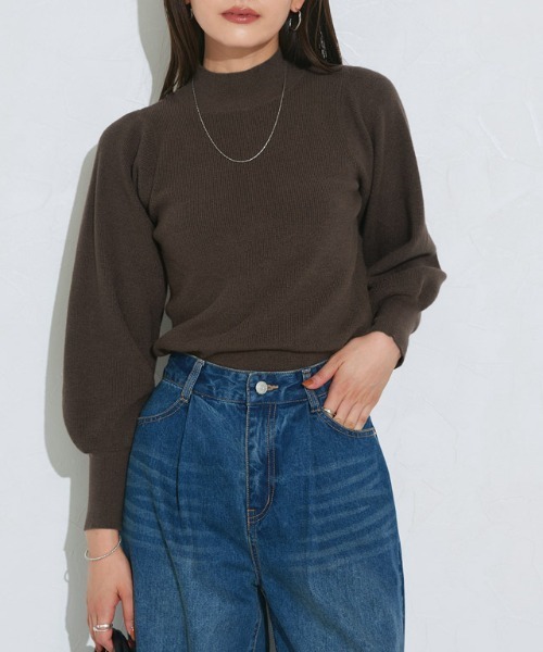 Pierrot（ピエロ） ニット セーター ゴールドボタンパフスリーブニット