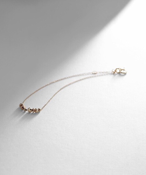 COCOSHNIK（ココシュニック） ブレスレット K10ランダムカットビーズ