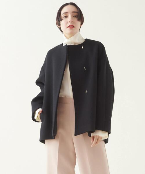 マルティニーク ノーカラーショートコート （MACKINTOSH