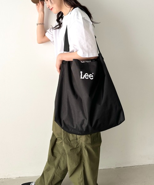 [L.E.E.Y] L LOGO POCKET SHOULDER BAG ★大人気★ L.E.E.Y] LOGO POCKET SHOULDER BAG ショルダーバッグ