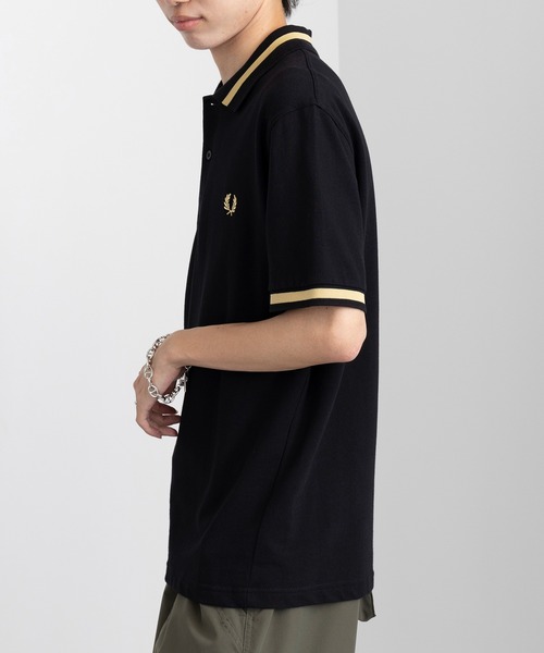 【美品】FRED PERRY / プリーツ / ポロシャツ FRED PERRY - バックプリーツ ポロシャツ - Sheth Online Store