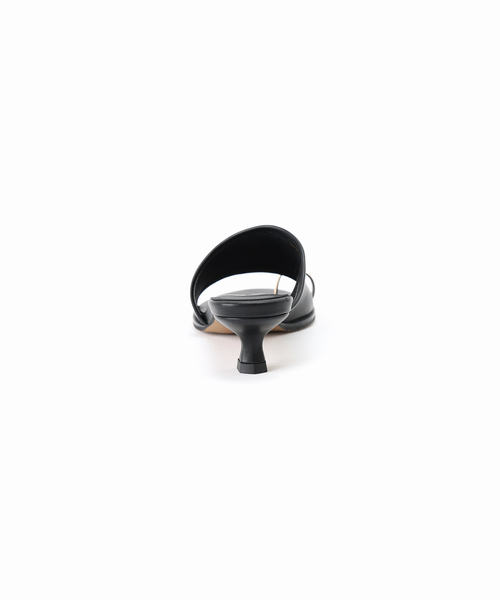 LE VERNIS ルベルニ Toe ring sandals Le Vernis サンダル LE VERNIS/ルベルニ Toe ring sandals