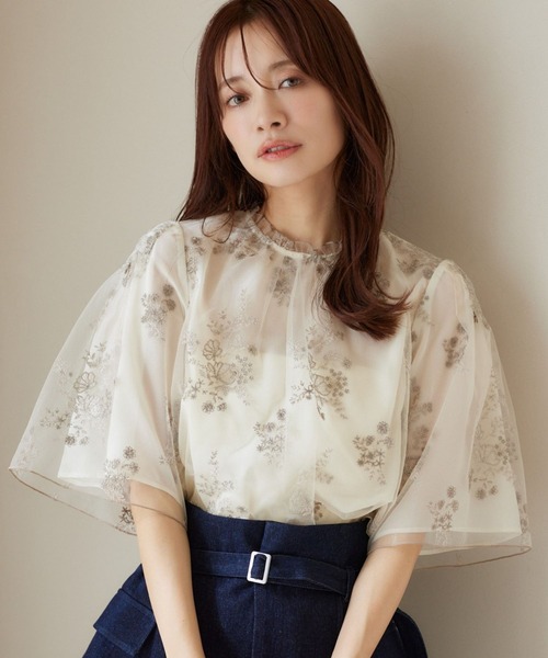 『お値下げ』B ability 【未使用品】フレアスリーブ刺繍ブラウス 極美品✿BOSCH✿洗える 定価25300円 フレアスリーブ刺繍ブラウス