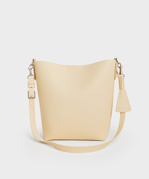 CHARLES ＆ KEITH ショルダーバッグ バッグ Beryl ベリル バケツ