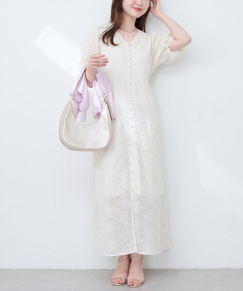 natural couture ワンピース 「WEB限定」お花刺繍フロント釦V