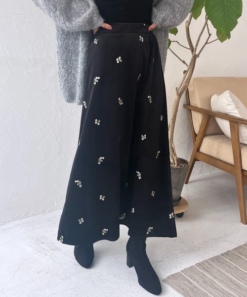 スカート フラワー刺繍ベロアロングスカート : ZOZOTOWN Yahoo!店