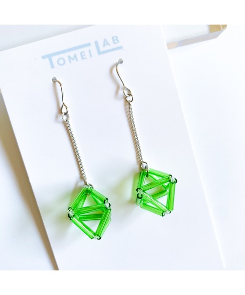 TONE（トネ） ピアス 「TOMEI LAB」ヒンメリ風 正八面体 揺れる ピアス